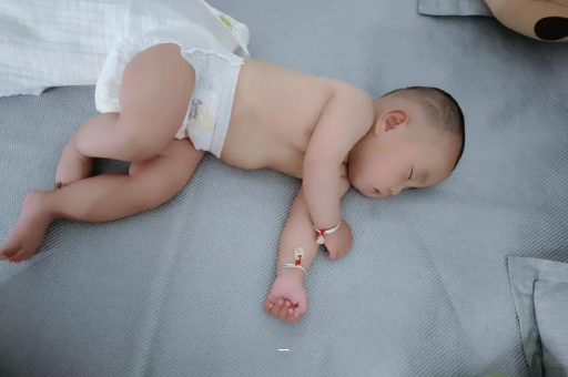 桓台宝宝老打喷嚏怎么办